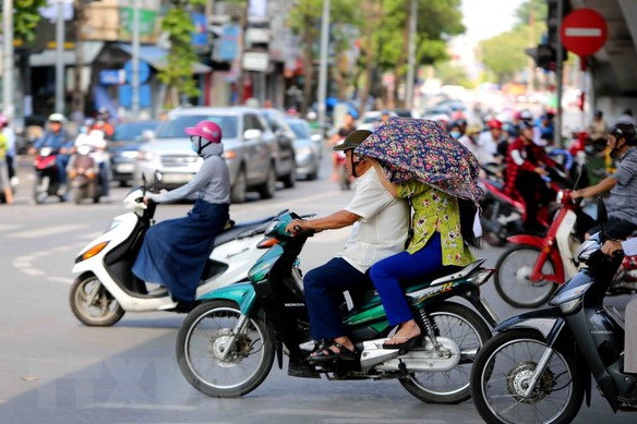 Dự báo thời tiết ngày 19/5: Bắc Trung bộ nắng nóng cả ngày, chiều tối có mưa, gió giật mạnh ảnh 1 Dự báo thời tiết ngày 19/5: Bắc Trung bộ nắng nóng cả ngày, chiều tối có mưa, gió giật mạnh