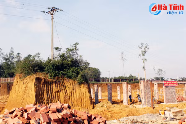 Trong giấy viết "nhận thay", tiền mang về nhà không trả! ảnh 6 trong giay viet nhan thay tien mang ve nha khong tra