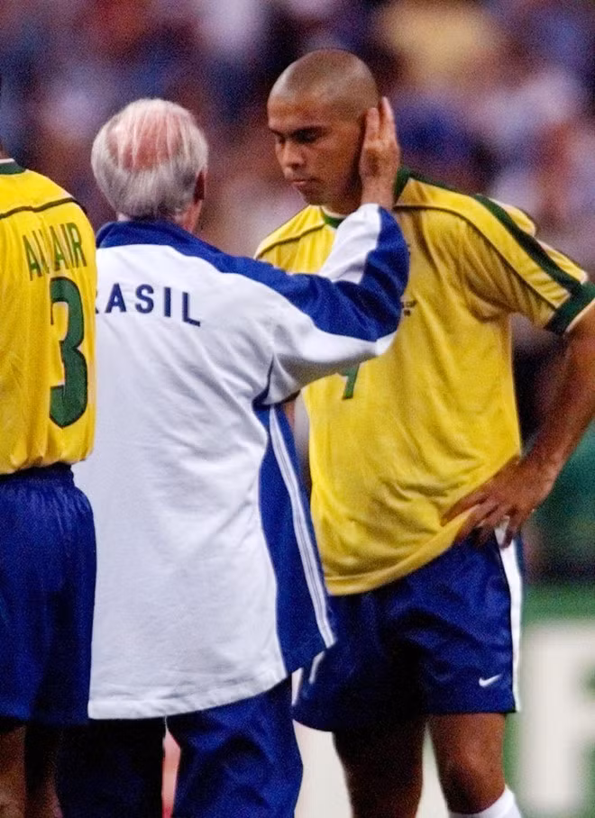 Platini: “Dùng thủ đoạn để Pháp gặp Brazil ở chung kết World Cup 1998”