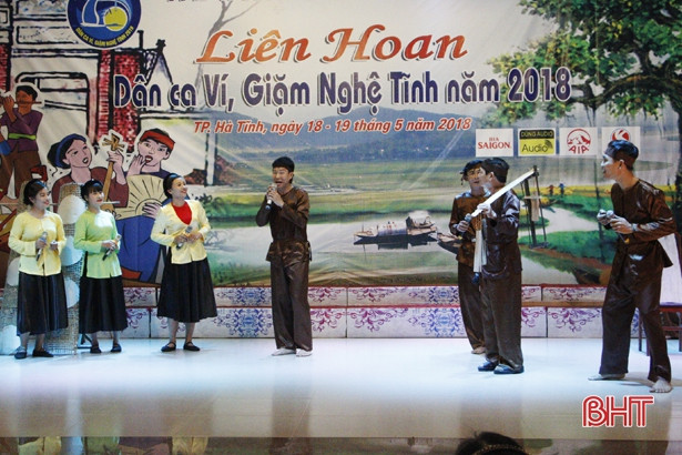 Thành phố Hà Tĩnh khai mạc Liên hoan dân ca ví, giặm Nghệ Tĩnh