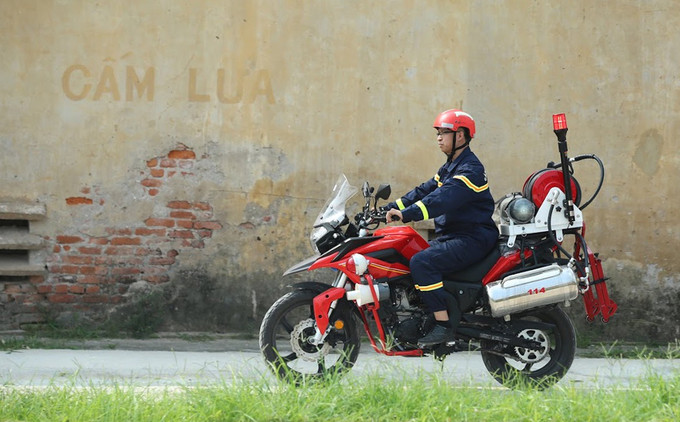 Dàn mô tô đặc chủng của cảnh sát chữa cháy Việt Nam