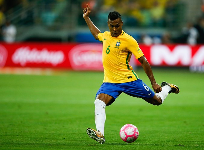 Đội hình 11 ngôi sao bỏ lỡ World Cup 2018 vì không được triệu tập vào ĐTQG