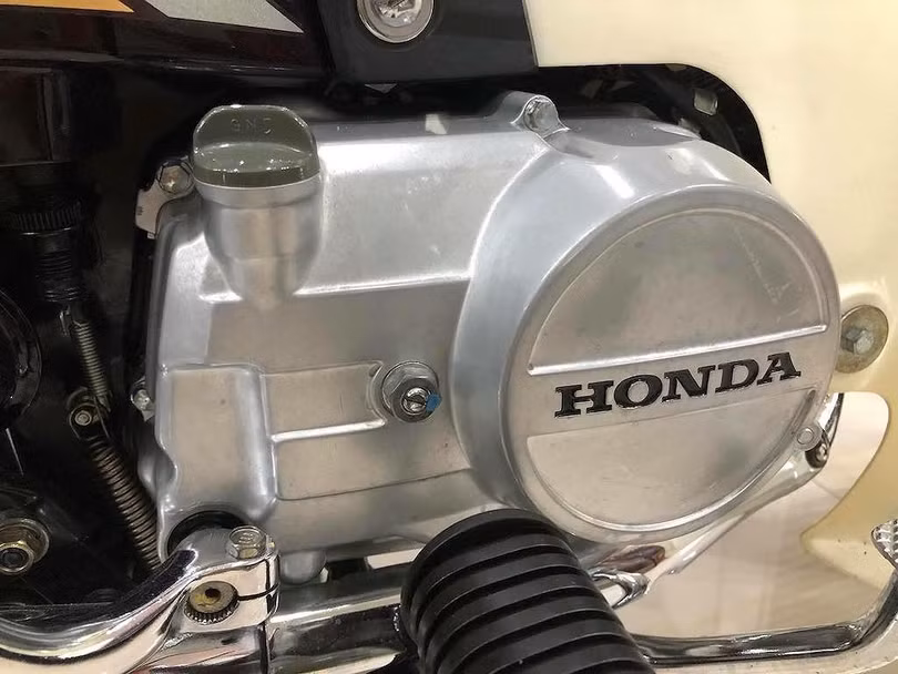 Sốc với Honda Dream II Thái giá 1,13 tỷ tại Việt Nam