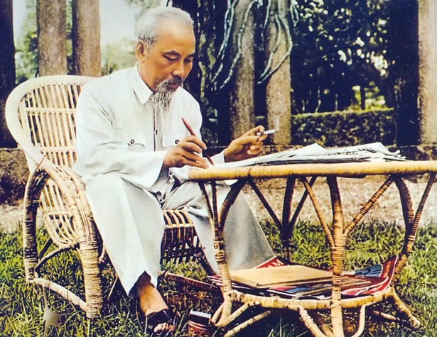 theo buoc chan nguoi