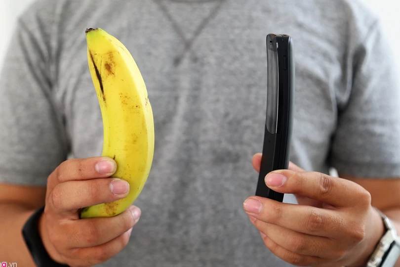 Trải nghiệm nhanh “quả chuối” Nokia 8110 vừa về Việt Nam