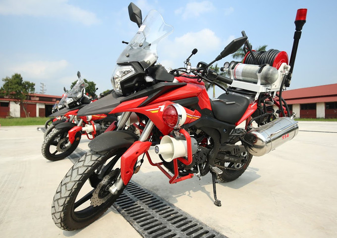 Dàn mô tô đặc chủng của cảnh sát chữa cháy Việt Nam