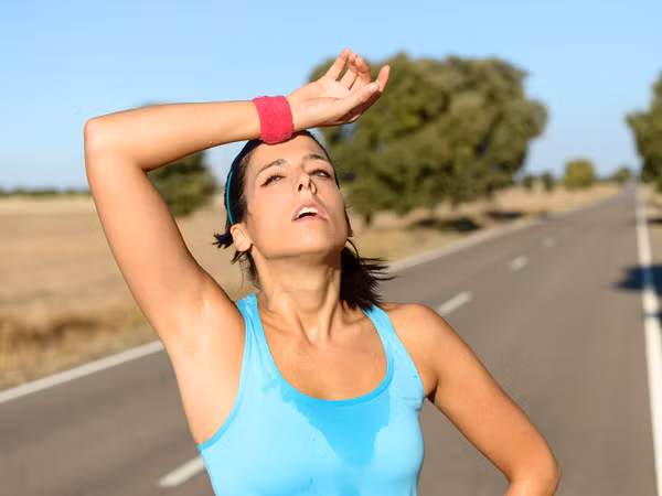 Phòng tránh nguy cơ ngất xỉu do nắng nóng