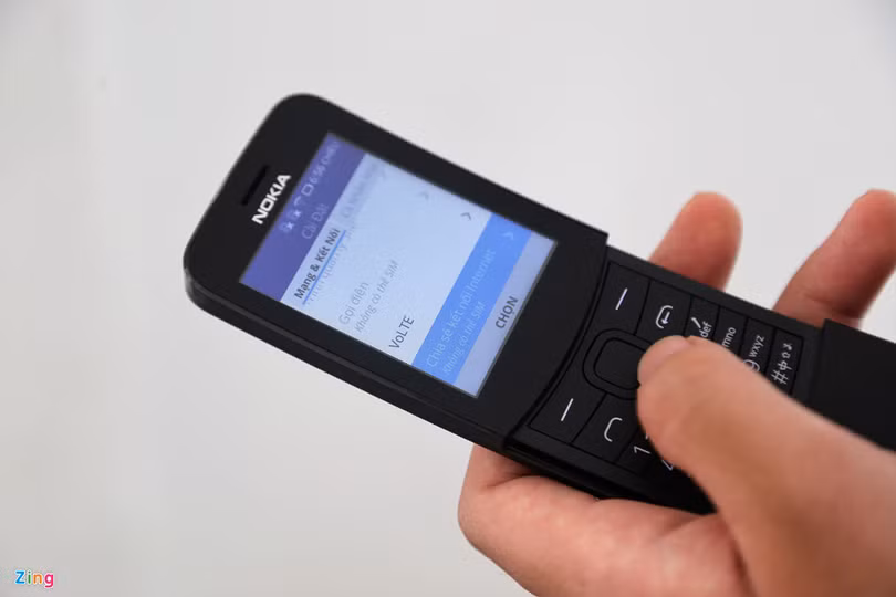 Trải nghiệm nhanh “quả chuối” Nokia 8110 vừa về Việt Nam