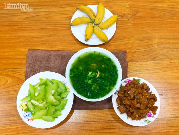 Mâm cơm 4 món cho gia đình thân yêu những ngày hè nóng bức