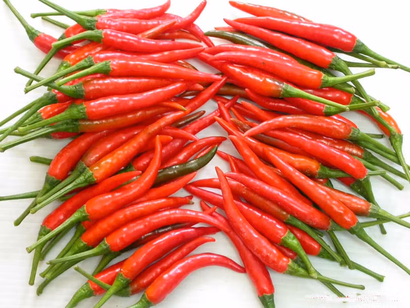 5 loại quả màu đỏ giúp ích cho sức khỏe