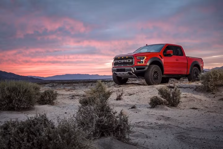 Siêu bán tải Ford F-150 Raptor 2019 sẽ được nâng cấp những gì?