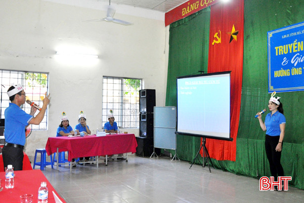 Truyền thông pháp luật cho hơn 200 công nhân Công ty CP May Hà Tĩnh