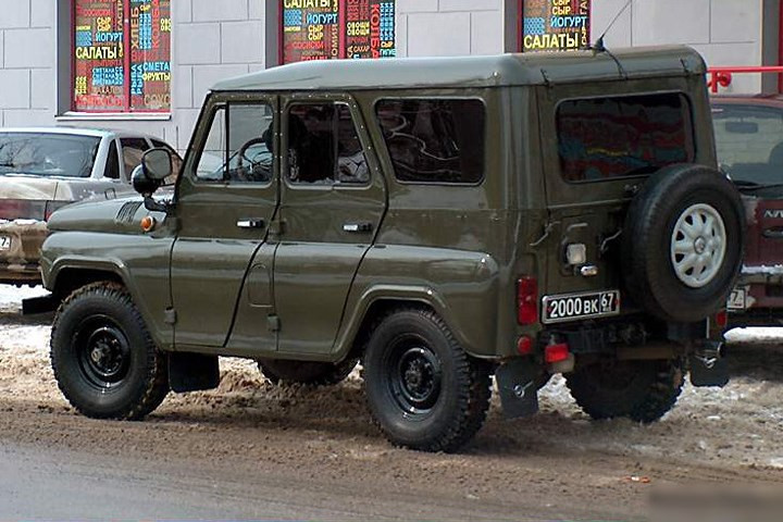 Ngỡ ngàng sức sống của xe quân sự UAZ thần thánh