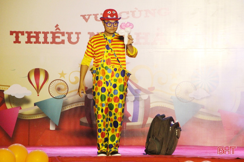 Vui nhộn buổi diễn xiếc miễn phí “Vui cùng thiếu nhi Hà Tĩnh”