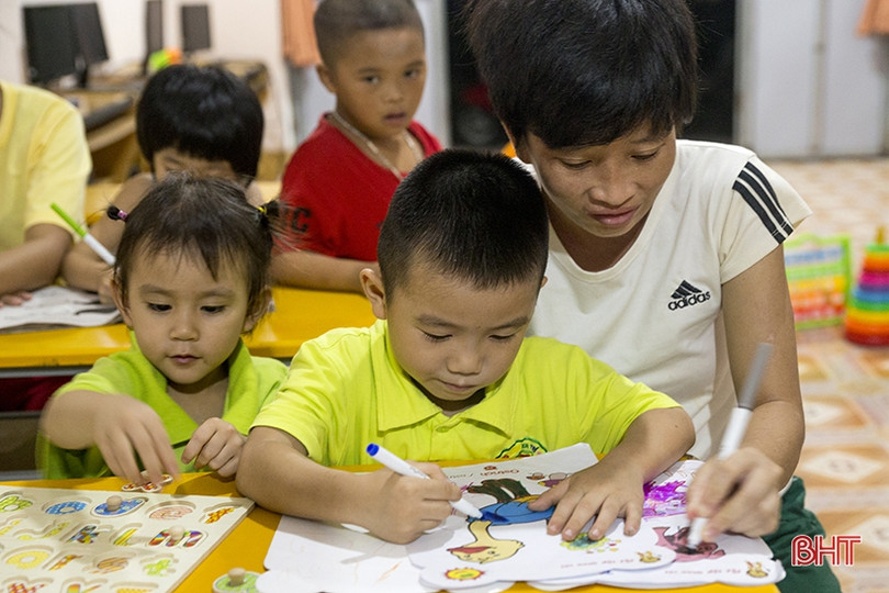 Tết thiếu nhi sớm ở Làng trẻ em mồ côi Hà Tĩnh