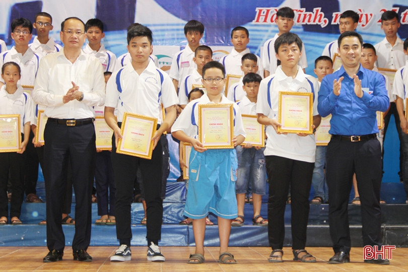 34 học sinh đạt giải hội thi Tin học trẻ Hà Tĩnh lần thứ XXI