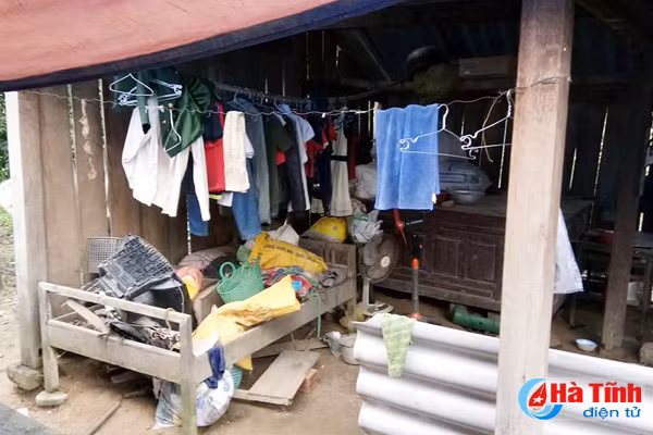 noi dau tan cung cua 3 chi em mo coi