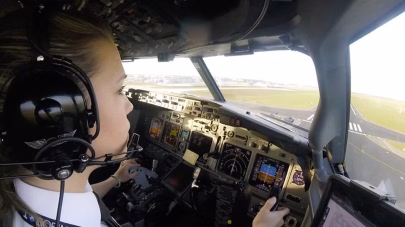 nhung bong hong trong khoang lai truyen cam hung bay cho phai dep