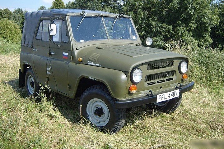 Ngỡ ngàng sức sống của xe quân sự UAZ thần thánh