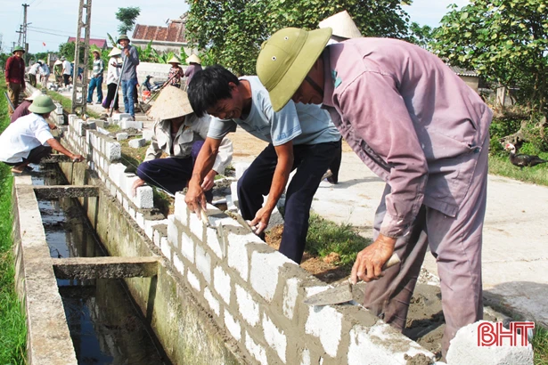 ich hau nang chat nong thon moi