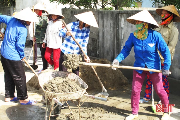 ich hau nang chat nong thon moi