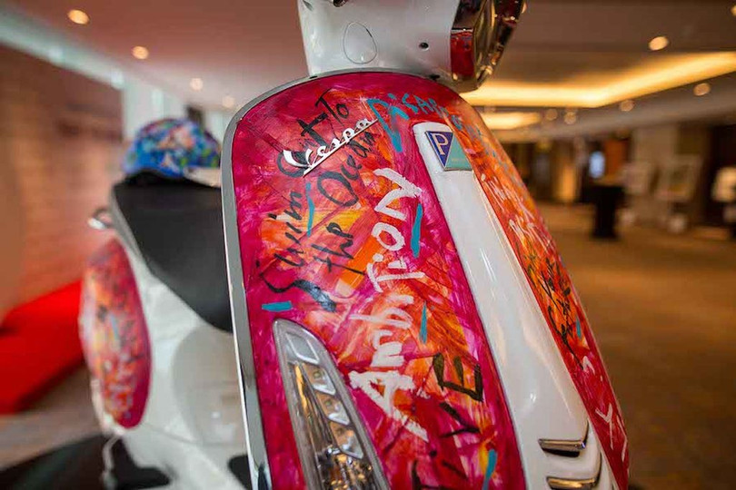 vespa sprint gia gan 600 trieu dong lap ky luc xe scooter dat nhat viet nam