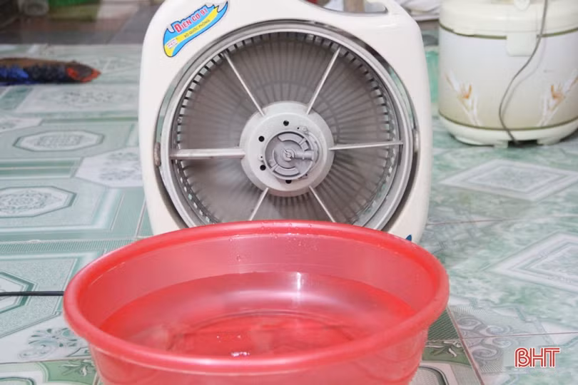 Khổ như… ở trọ ngày hè!