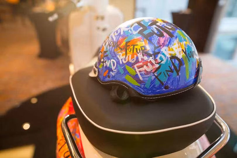 vespa sprint gia gan 600 trieu dong lap ky luc xe scooter dat nhat viet nam