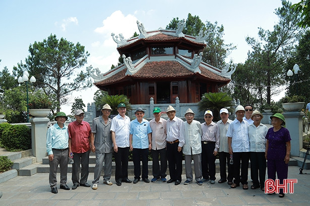 nguyen lanh dao nghe an ha tinh tham quan nong thon moi