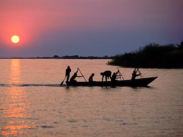 Lật thuyền ở Congo làm 49 người thiệt mạng