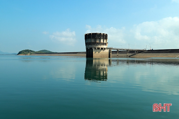 nguyen lanh dao nghe an ha tinh tham quan nong thon moi
