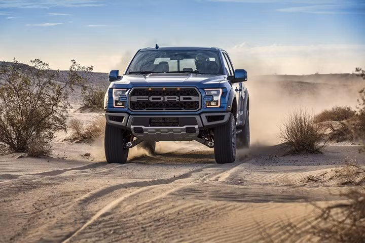 Siêu bán tải Ford F-150 Raptor 2019 sẽ được nâng cấp những gì?