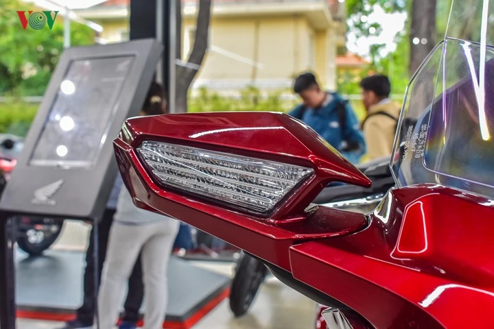 Cận cảnh Honda Gold Wing giá 1,2 tỷ đồng vừa xuất hiện tại Việt Nam