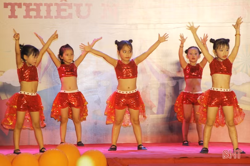 Vui nhộn buổi diễn xiếc miễn phí “Vui cùng thiếu nhi Hà Tĩnh”