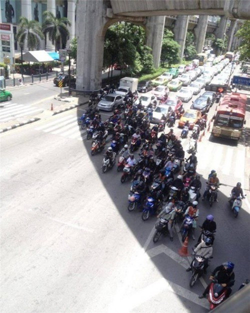 nhung kieu giai nhiet mua he ba dao den tung hat gao