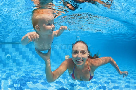 Cách dạy bơi cho trẻ em hiệu quả nhất ảnh 1 cach day boi cho tre em hieu qua nhat