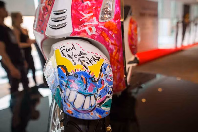 vespa sprint gia gan 600 trieu dong lap ky luc xe scooter dat nhat viet nam