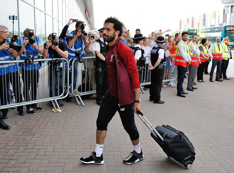 Dàn sao Liverpool khí thế ngút trời bay sang Kiev