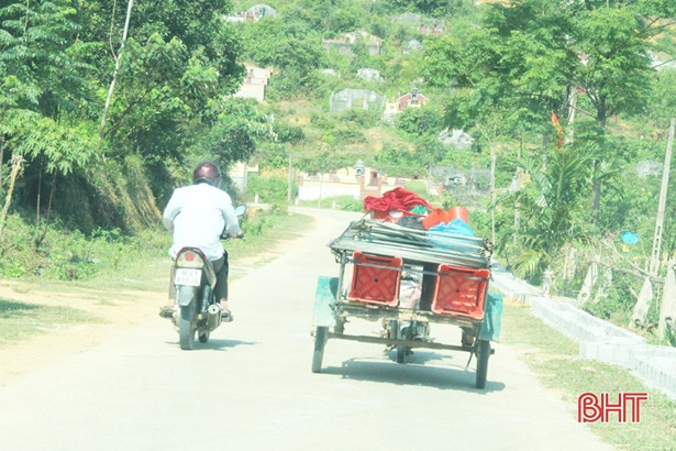 Xe máy lôi tung hoành từ quê đến phố