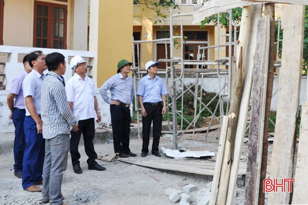 bi thu tinh uy kiem tra tien do cong trinh ky niem 50 nam chien thang dong loc