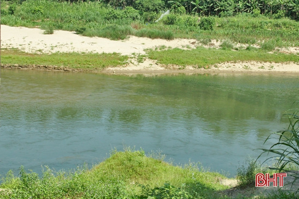 can dau tu cau vuot lu qua song ngan pho tai ben ghenh