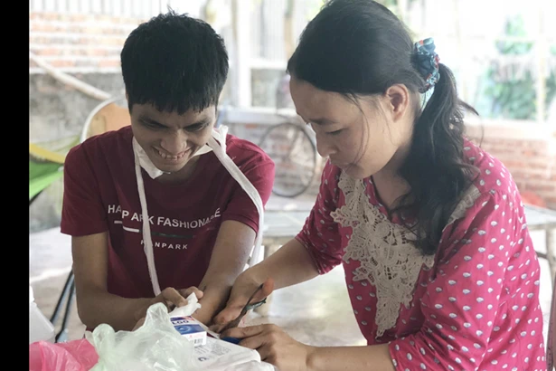 Đời sinh ra bắt làm người tàn tật đã khổ, còn bắt tôi mang bệnh hiểm nghèo