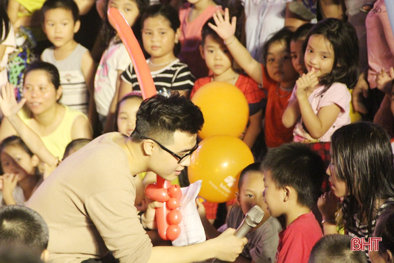 Vui nhộn buổi diễn xiếc miễn phí “Vui cùng thiếu nhi Hà Tĩnh”