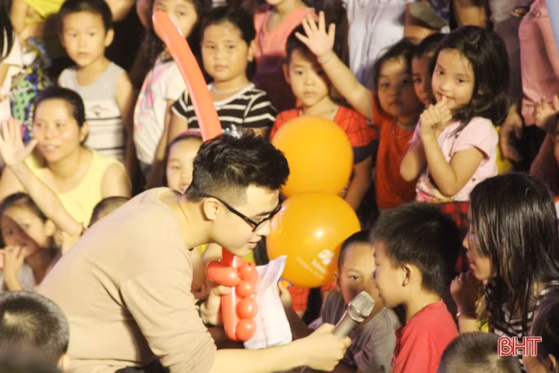 Vui nhộn buổi diễn xiếc miễn phí “Vui cùng thiếu nhi Hà Tĩnh”