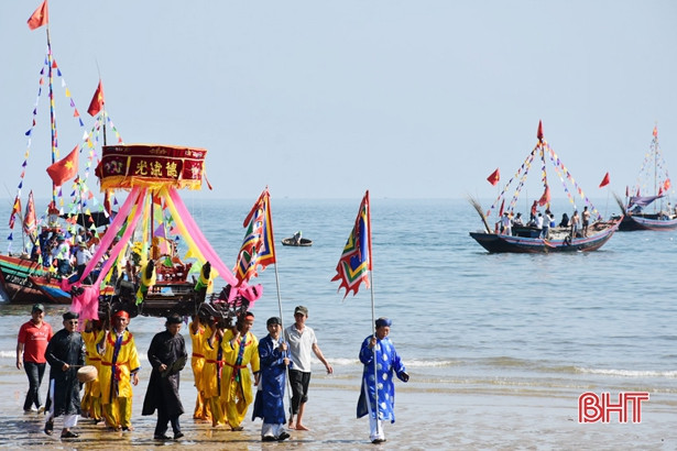 doc dao le hoi cau ngu o cam nhuong