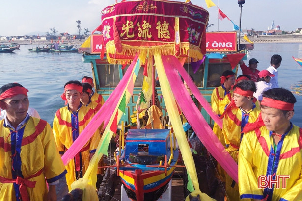 doc dao le hoi cau ngu o cam nhuong