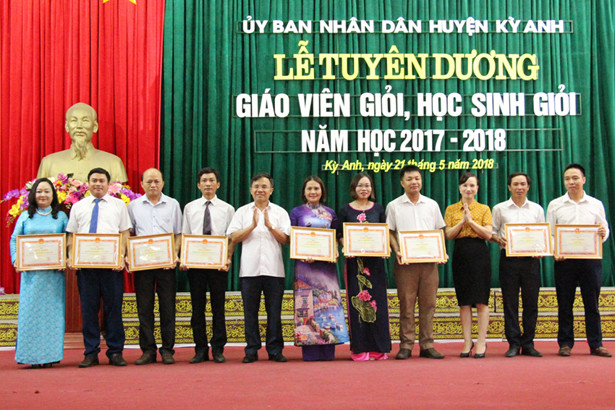 ky anh tuyen duong giao vien hoc sinh gioi nam hoc 2017 2018