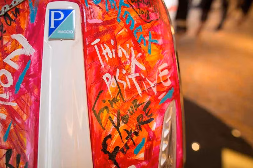 vespa sprint gia gan 600 trieu dong lap ky luc xe scooter dat nhat viet nam