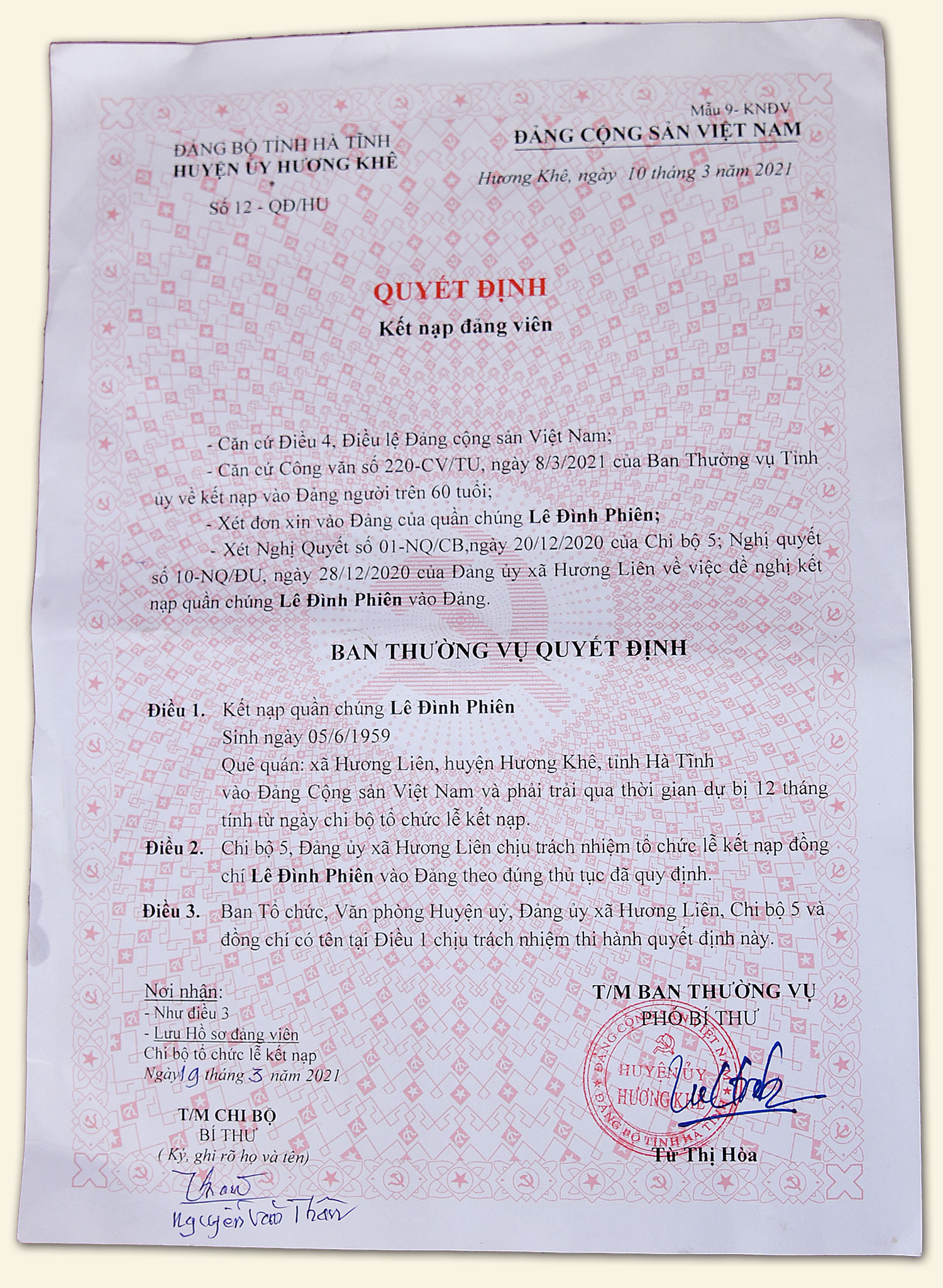 Vào Đảng ở tuổi 62