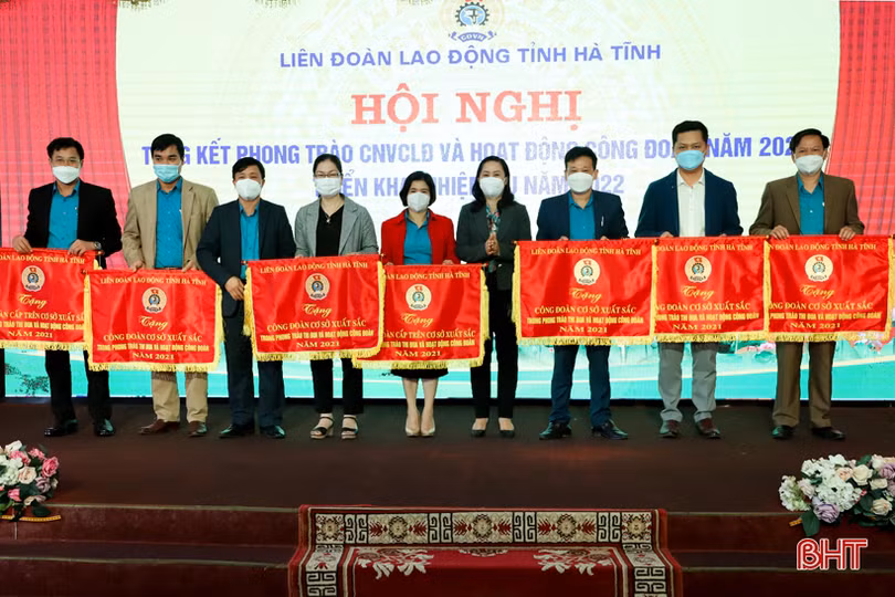 Công đoàn Hà Tĩnh khắc phục khó khăn, thiết thực hướng về người lao động